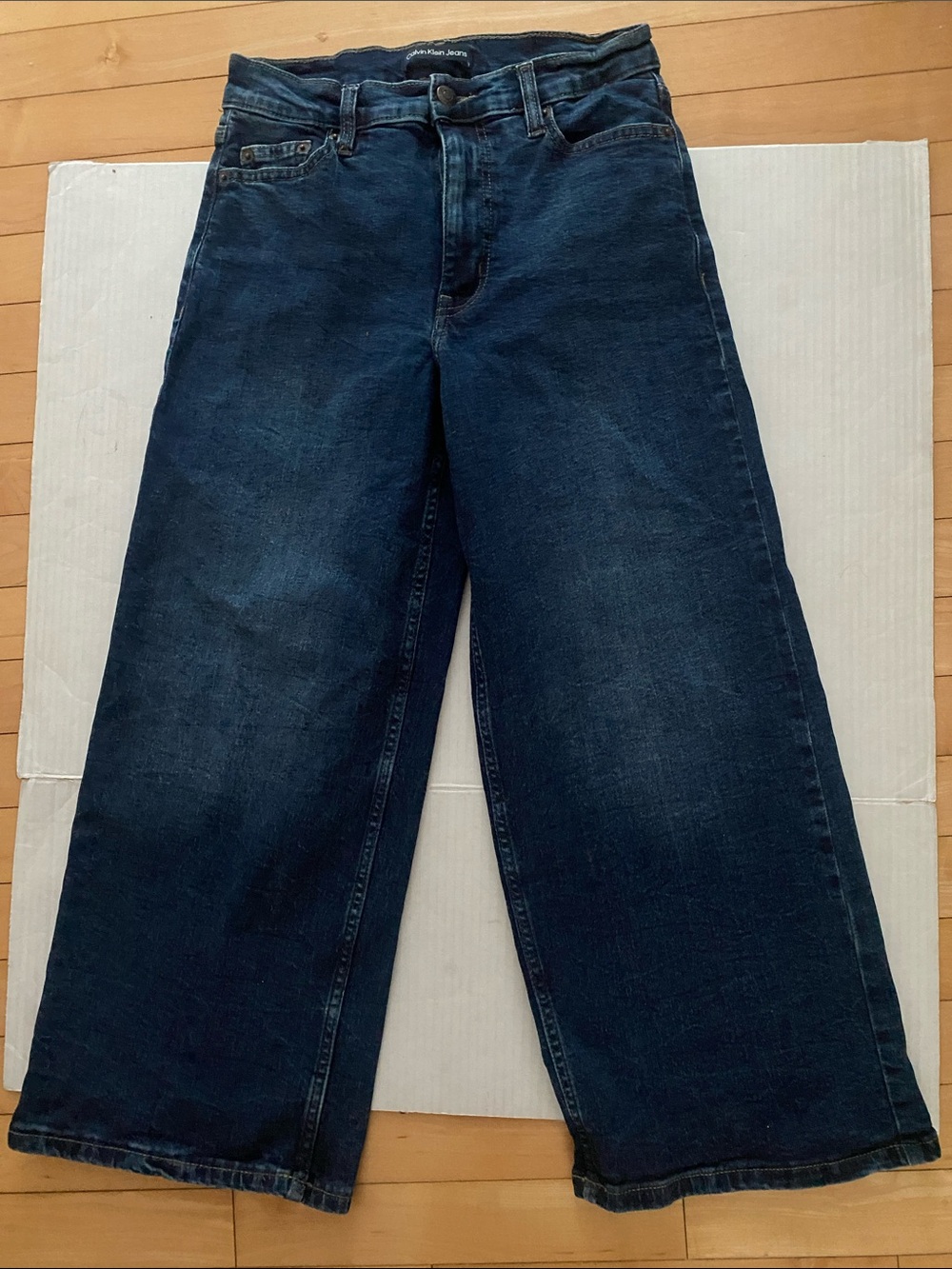 Calvin Klein Jeans Relaxed Wide-Leg Dark Indigo Denim Size 26/Small